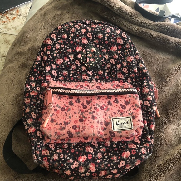 herschel herritage mini flower backpack - Picture 1 of 8